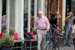 Amsterdam 19 juni 2018
Mart Smeets op straat in centrum Amsterdam.