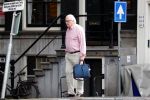 Amsterdam 19 juni 2018
Mart Smeets op straat in centrum Amsterdam.