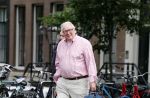Amsterdam 19 juni 2018
Mart Smeets op straat in centrum Amsterdam.