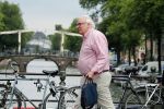 Amsterdam 19 juni 2018
Mart Smeets op straat in centrum Amsterdam.