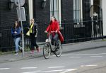 Amsterdam 15 juni 2019
Adelheid Roossen rijdt op haar fiets door het rood stoplicht.