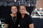 Waalwijk 26 juni 2019
Tros muziekfeest op het plein in Waalwijk.Andre Hazes met manager Sjoerd