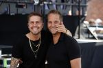 Waalwijk 26 juni 2019
Tros muziekfeest op het plein in Waalwijk.Andre Hazes met manager Sjoerd