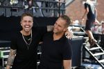 Waalwijk 26 juni 2019
Tros muziekfeest op het plein in Waalwijk.Andre Hazes met manager Sjoerd