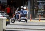 Amsterdam 1 juli 2019
Astrid Joosten met haar nieuwe vriend Rob Peters . Ze vertrokken van het delamar theater (johan Kaartprijs) met hun vespa scooter richting huis.