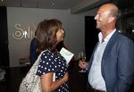 Amsterdam 1 juli 2019
Astrid Joosten met haar nieuwe vriend Rob Peters . Ze vertrokken van het delamar theater (johan Kaartprijs) met hun vespa scooter richting huis.
