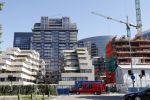 Amsterdam 17 juni 2019
Daley Blind en zijn vrouw Candy Rae gaan binnenkort in hun nieuwe apopartement / penthouse wonen op de zuidas . Het complex heet Xavier.