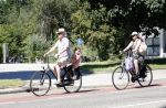 Amsterdam 29 juni 2019
Eddy habbema met vrouw en kleindochter op de fiets.