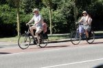 Amsterdam 29 juni 2019
Eddy habbema met vrouw en kleindochter op de fiets.