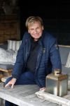 Castricum 13 juni 2019
Henny Huisman wordt geinterviewd door Catherine Keyl bij zijn huis.