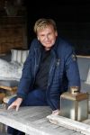 Castricum 13 juni 2019
Henny Huisman wordt geinterviewd door Catherine Keyl bij zijn huis.