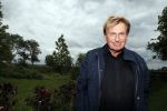 Castricum 13 juni 2019
Henny Huisman wordt geinterviewd door Catherine Keyl bij zijn huis.
