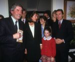 14 November 1991 
Janneke Brinkman Elco Brinman met hun kinderen Sylvia Toth en de Ambassadeur USA