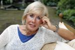 Wassenaar 26 juni 2019
Catherine Keyl interviewt Joke Bruijs . We zijn te gast bij Joke thuis.