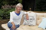 Wassenaar 26 juni 2019
Catherine Keyl interviewt Joke Bruijs . We zijn te gast bij Joke thuis.