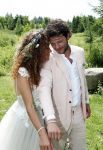 Kraggenburg 22 juni 2019
Katja Schuurman en haar kersverse man Freek v Noortwijk zijn getrouwd en posseren uitgebreid voor de pers op landgoed Netl , de wildste tuin.