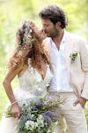 Kraggenburg 22 juni 2019
Katja Schuurman en haar kersverse man Freek v Noortwijk zijn getrouwd en posseren uitgebreid voor de pers op landgoed Netl , de wildste tuin.