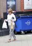 Amsterdam 18 juni 2019
Neelie Kroes doet op de fiets boodschappen in Amsterdam zuid.
