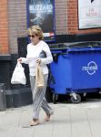 Amsterdam 18 juni 2019
Neelie Kroes doet op de fiets boodschappen in Amsterdam zuid.