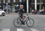 Amsterdam 1 juli 2019
Pamela teves op de fiets.