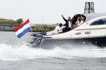 Amsterdam 14 juni 2019
Event Jaguar en Rapsody boten met kunstenaar Selwyn Senatori.
Aanwezig oa Regi Blinker Jeroen Nieuwenhuize Thomas v d Vlugt en Aldo v Troost.