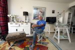 Sluis 6 juni 2019
Robert Weijers de ex partner van Rob Verlinden in zijn huisje in Sluis en met zijn hond en camper.