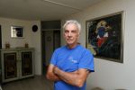 Sluis 6 juni 2019
Robert Weijers de ex partner van Rob Verlinden in zijn huisje in Sluis en met zijn hond en camper.