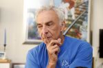 Sluis 6 juni 2019
Robert Weijers de ex partner van Rob Verlinden in zijn huisje in Sluis en met zijn hond en camper.