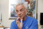 Sluis 6 juni 2019
Robert Weijers de ex partner van Rob Verlinden in zijn huisje in Sluis en met zijn hond en camper.