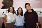 Amsterdam 12 juni 2019
Premiere a dogs Journey by Lucky Smit.
Bas Smit Anouk Smulders en Rosanna Kluivert zijn aanwezig met hun honden.