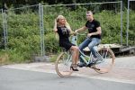 Buren 20 juni 2019
Barbie Samantha de Jong met haar vriend Maron Hill kopen nieuwe fietsen bij Arvel