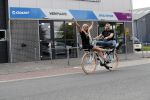 Buren 20 juni 2019
Barbie Samantha de Jong met haar vriend Maron Hill kopen nieuwe fietsen bij Arvel