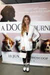 Amsterdam 12 juni 2019
Premiere a dogs Journey by Lucky Smit.
Bas Smit Anouk Smulders en Rosanna Kluivert zijn aanwezig met hun honden.