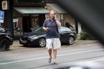 Amsterdam 27 juni 2019
Ivo Niehe gaat geld pinnen in Amsterdam zuid.
