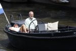 Amsterdam 20 juni 2020
Caroline Tensen met haar man op de boot op de grachten van AMsterdam