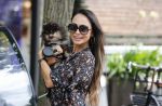 Amsterdam 3 juli 2020
Chantal Oornink met haar hondje in Amsterdam zuid