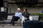 Amsterdam 18 juni 2020
Cor Boonstra eet een ijsje met ik denk zijn dochter in Amsterdam zuid.
