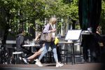 Amsterdam 28 juni 2020
Dionne Stax doet boodschappen op de utrechtsestraat.