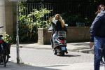 Amsterdam 3 juli 2020
Estelle Cruijff op haar vespa scooter