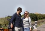 Noordwijk 24 juni 2020
Eva Jinek met partner Dexter v d Voorn en hun zoontje Pax  bij het strand van Noordwijk
