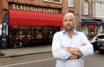 Amsterdam 1 juli 2020
Evert Blauwendraat heeft slagerij v Dam overgenomen en de slagerij heet vanaf vandaag Slagerij de Schuyt