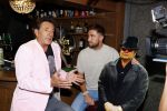 Amsterdam 14 juli 2020
Gerard Joling opent de gouden bitterbal (Cafe in Madame Tussaud)
Gerard met Rene Watzema
