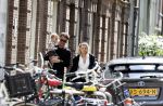 Amsterdam 2 juli 2020
Gigi Ravelli met haar man Roger Hodenius en hun dochter