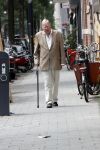 Amsterdam 7 juli 2020
Huub Oosterhuis op straat in Amsterdam zuid