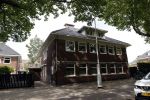 Amstetrdam 3 juli 2020
Jeroen v d Boom en zijn vrouw Danie hebben nu dit huis definitief gekocht in Amsterdam zuid.