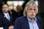 Noordwijk 16 juli 2020
Rene v d Gijp en zijn vrouw Minouche trouwen bij beachclub Tulum.