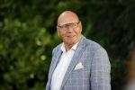 Doorn 27 juni 2020
Presentatie boek Wesley Sneijder . Het boek is geschreven door Kees Jansma en mark v Bommel ontving het eerste exemplaar.