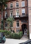 Amsterdam 3 juli 2020
Nieuwe huis Kimberley Klaver en haar vriend Michel v d Berg