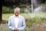 Den Haag  17 juli 2020
Koninklijk fotouurtje in de tuin van Huis ten Bosch . Vanwege corona was er veel minder pers uitgenodigd dan andere jaren. Aanwezig koning Willem Alexander Koningina Maxima en de prinsessen Amalia Alexia en Ariane .