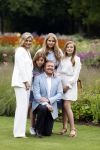 Den Haag  17 juli 2020
Koninklijk fotouurtje in de tuin van Huis ten Bosch . Vanwege corona was er veel minder pers uitgenodigd dan andere jaren. Aanwezig koning Willem Alexander Koningina Maxima en de prinsessen Amalia Alexia en Ariane .